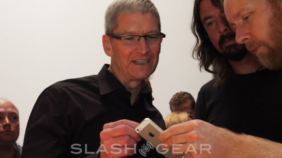 Tim Cook coffee date auction surpasses half a million