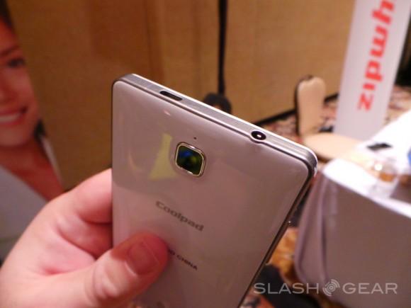 Coolpad Quattro II 4G and 8920 smartphone hands-on - SlashGear