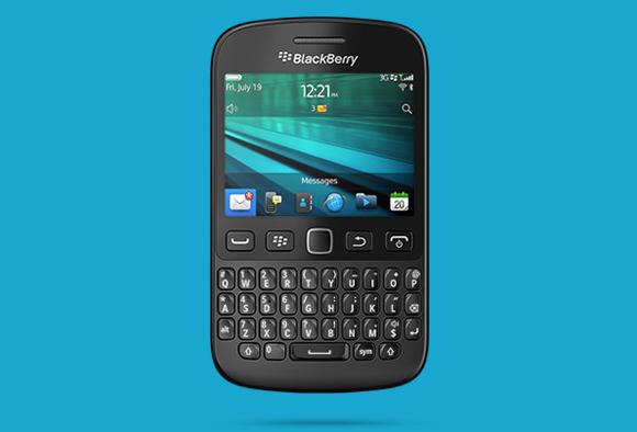 BlackBerry 9720 official with 2.8-inch display, 5MP camera, and BB7