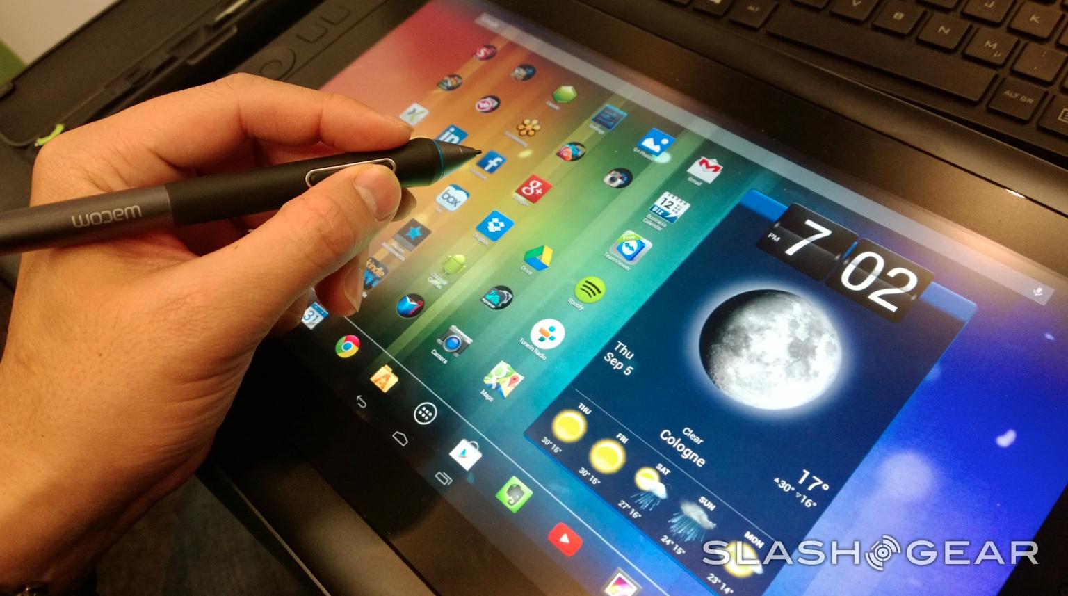 Wacom Cintiq Companion Hybrid Hands On Android Desktop Dual Wielding Slashgear