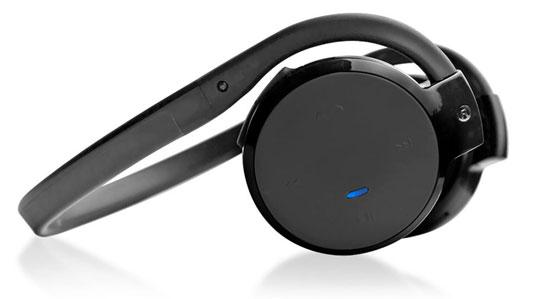 bluetooth earphones around neck