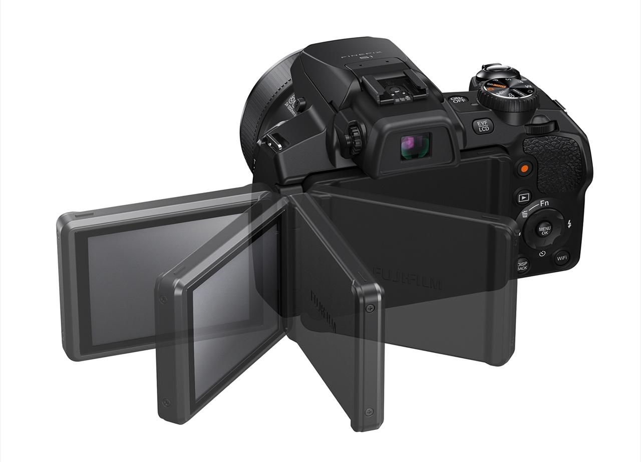 Fujifilm FinePix S1 packs 50x zoom into a weather-resistant package