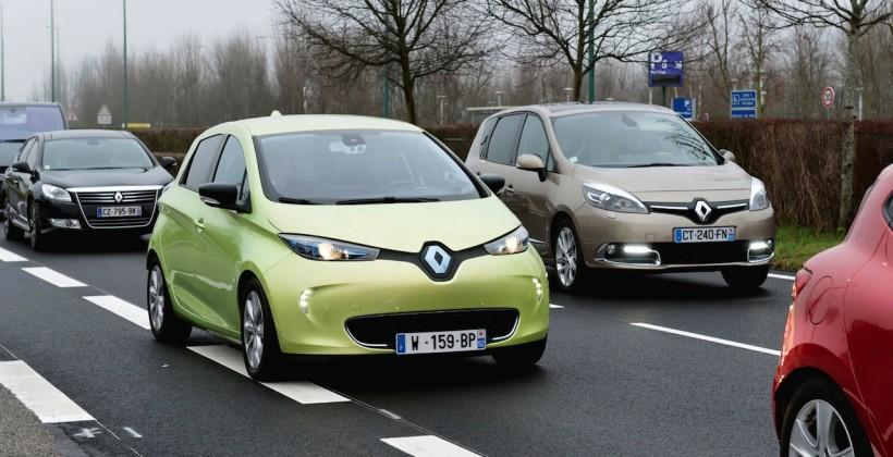 Renault NEXT TWO self-driving car could be on roads by 2020
