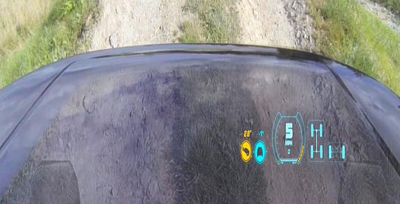 Land Rover Transparent Bonnet concept lets you see what’s under the car