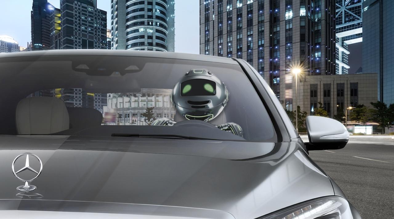 Selfdriving cars need better people skills says Mercedes