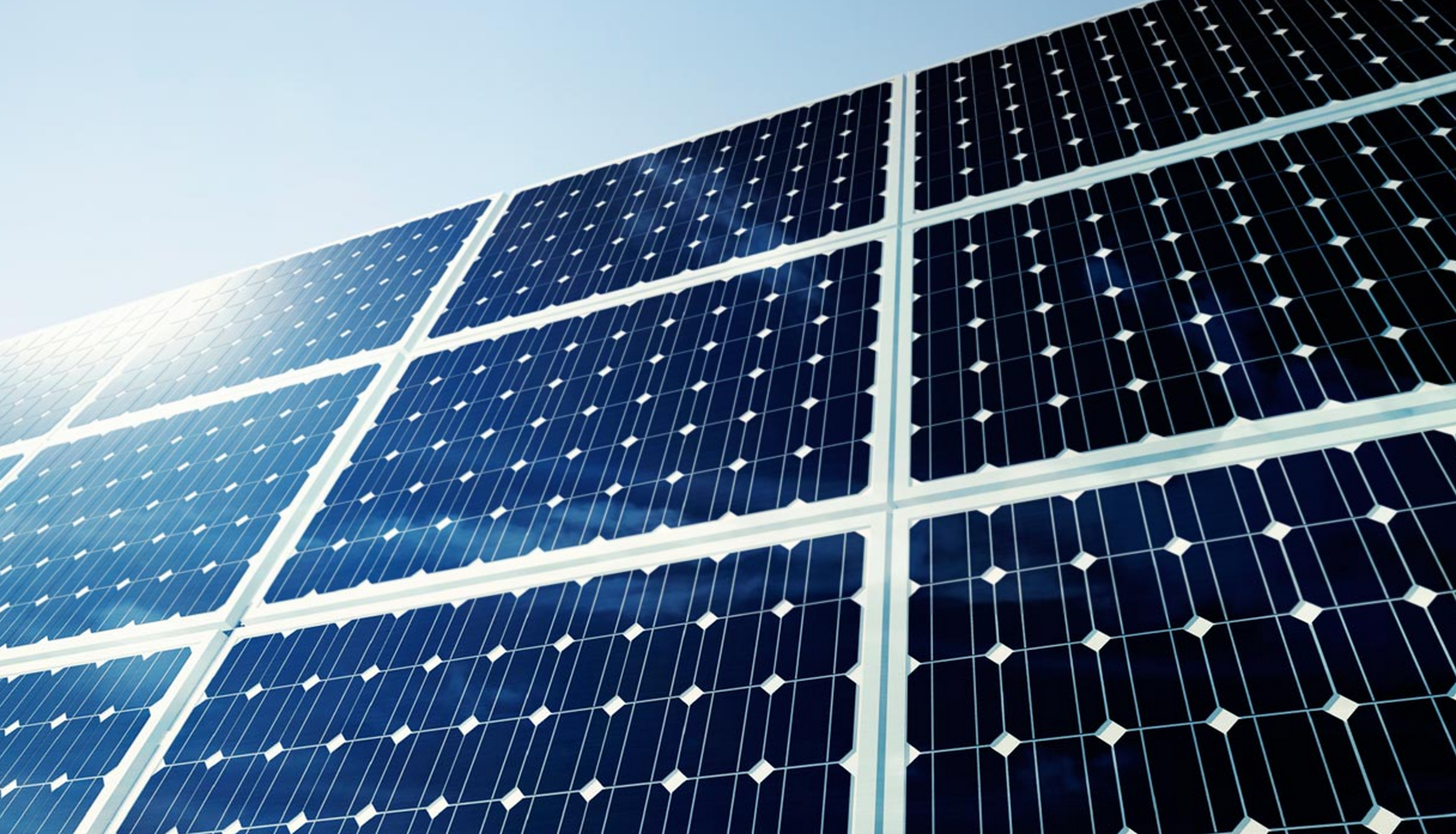 Silica extends efficiency and lifespan of solar cells with passive