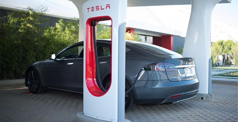 Tesla’s charging stations will cover USA by end of 2015