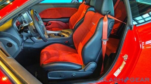 20140717_095340-2015-dodge-challenger-hellcat-