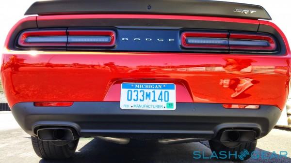 20140717_145014-2015-dodge-challenger-hellcat-