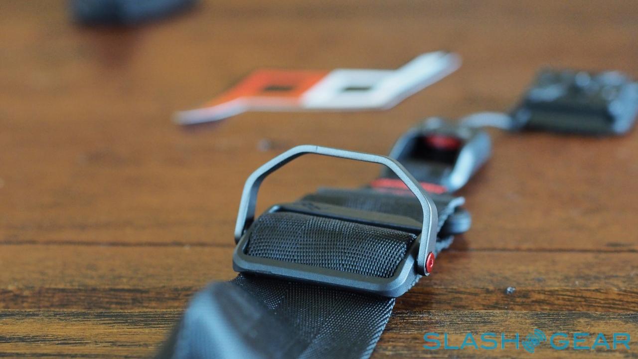 Slide and Clutch Camera Straps by Peak Design Review SlashGear