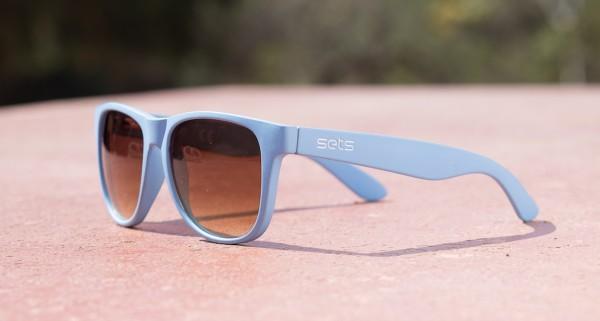 polarized sunglasses with snap-on hinges SlashGear