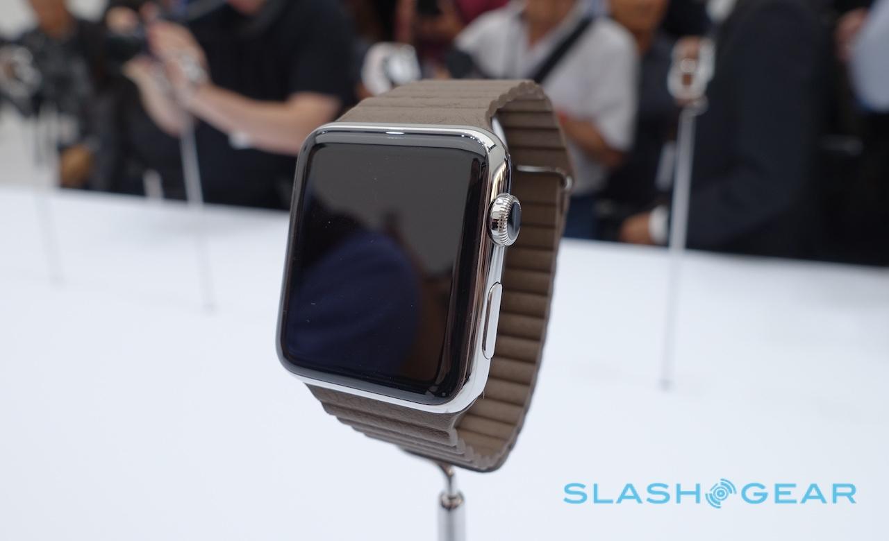 apple watch 4 on hand