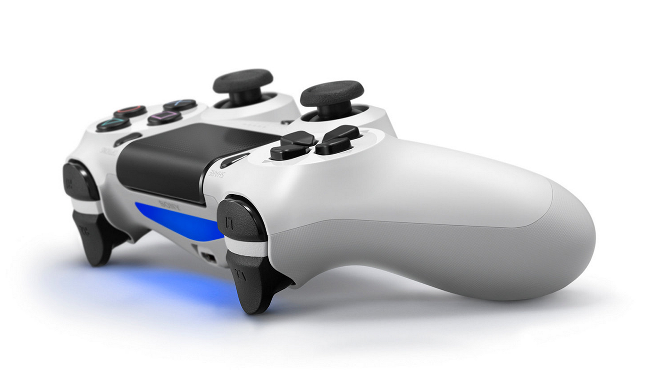 playstation 4 white light