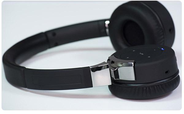 Headphone Divine: first wireless headphones with DSP