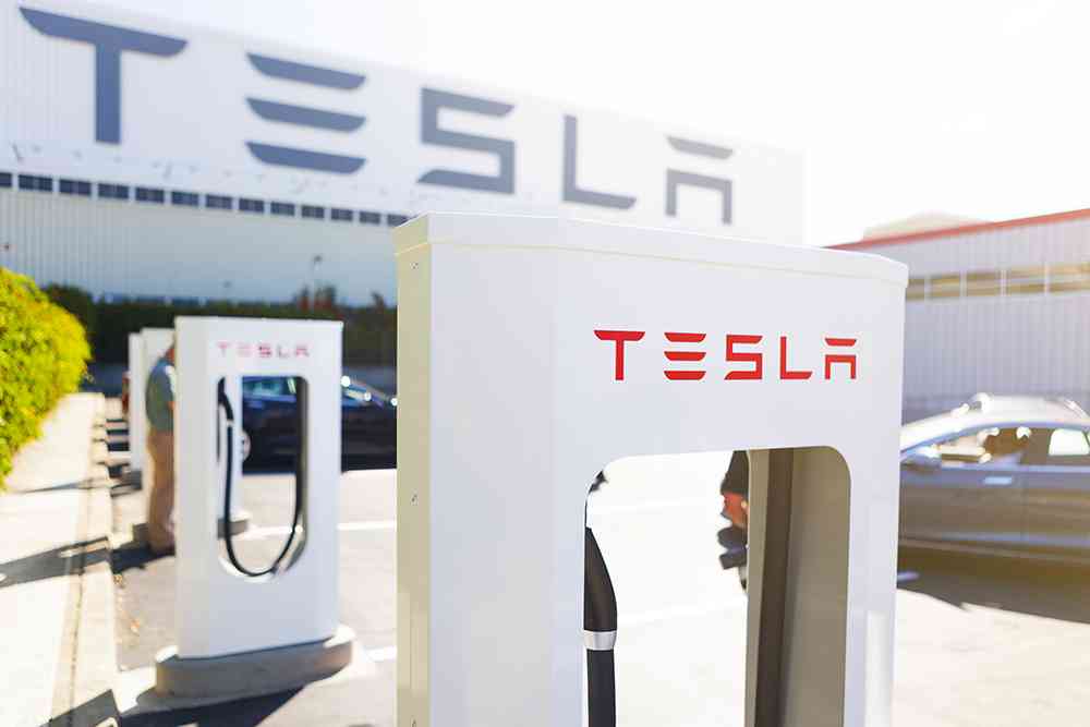 Tesla's first batteryswap station opening by yearend SlashGear