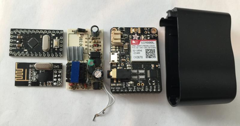 Arduino-based KeySweeper charger sniffs MS wireless keyboards