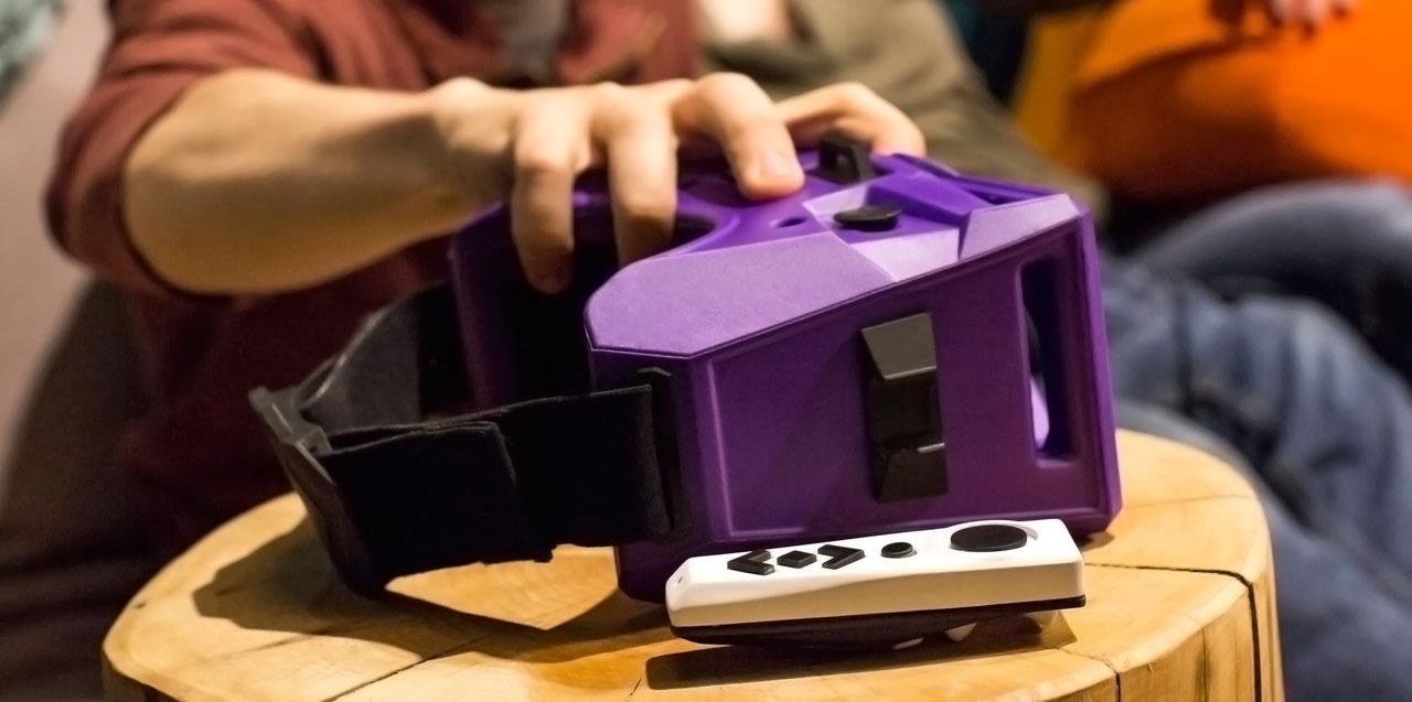 MergeVR Goggles like NERF with a Wii controller SlashGear