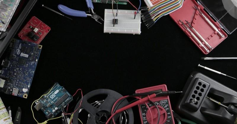 Microsoft woos makers: Windows 10 for RPi 2, Arduino