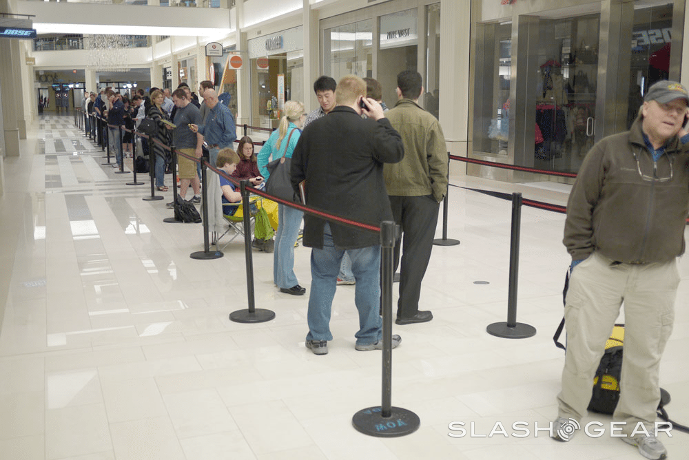 newipad_2012_applestore_mallofamerica_0000