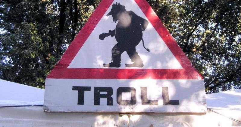 Whistleblowers claim Russia has a propaganda “troll house”