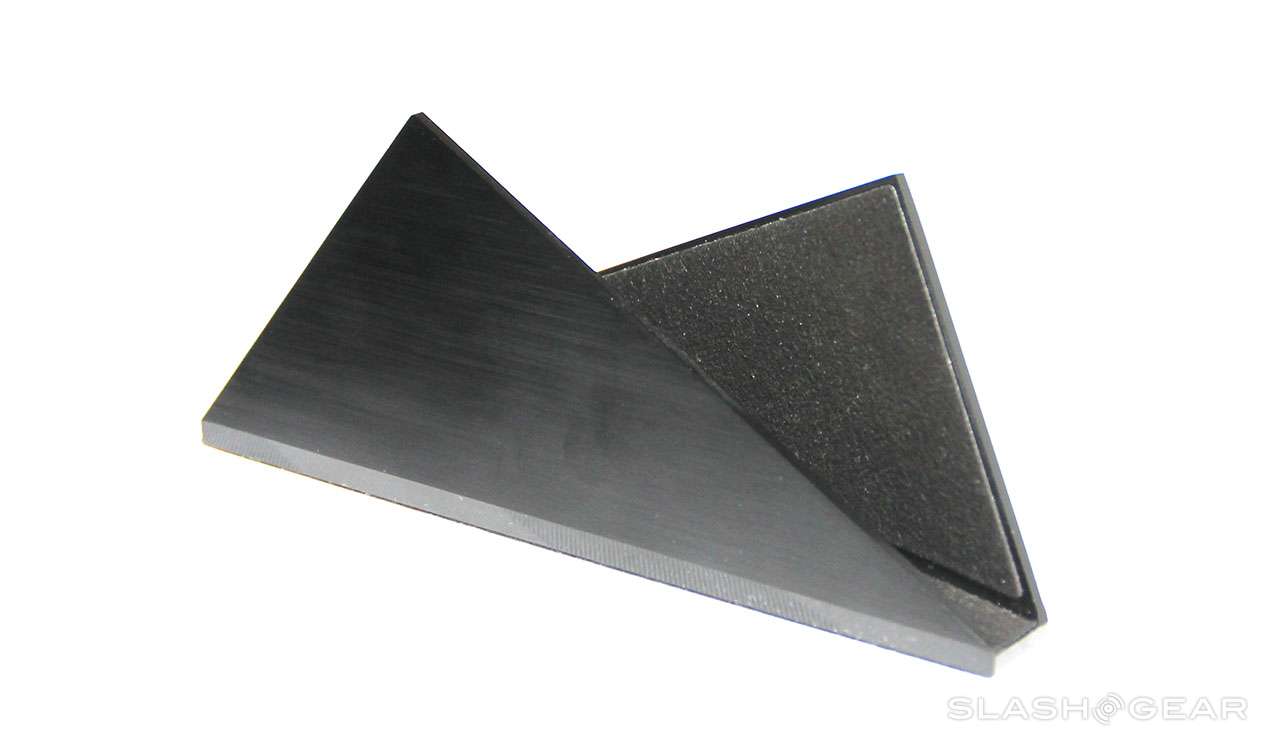 base1slashgear_review_