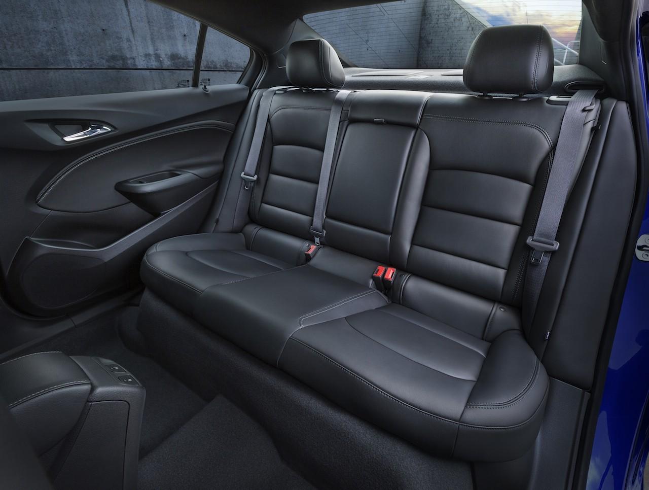 2016 Chevrolet Cruze Rear seat