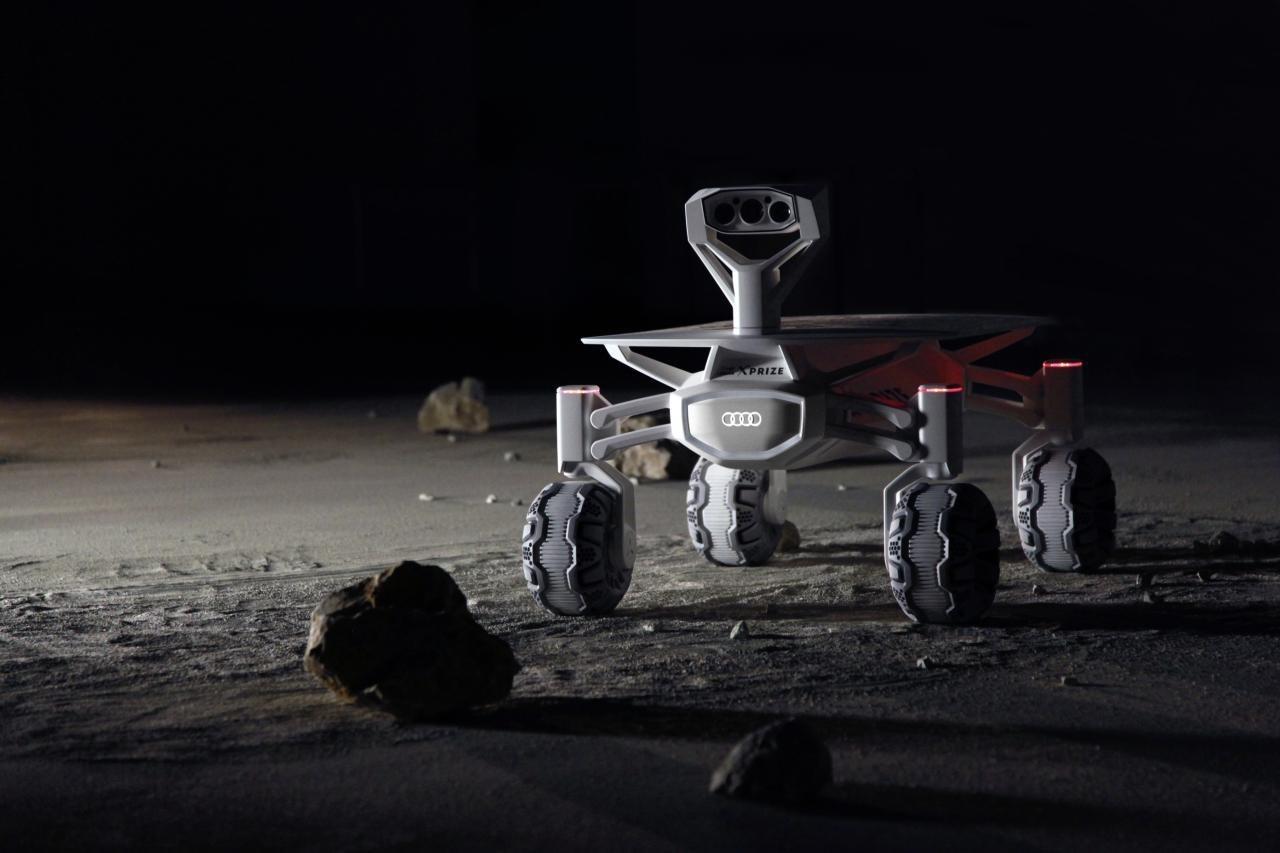 audi-moon-2