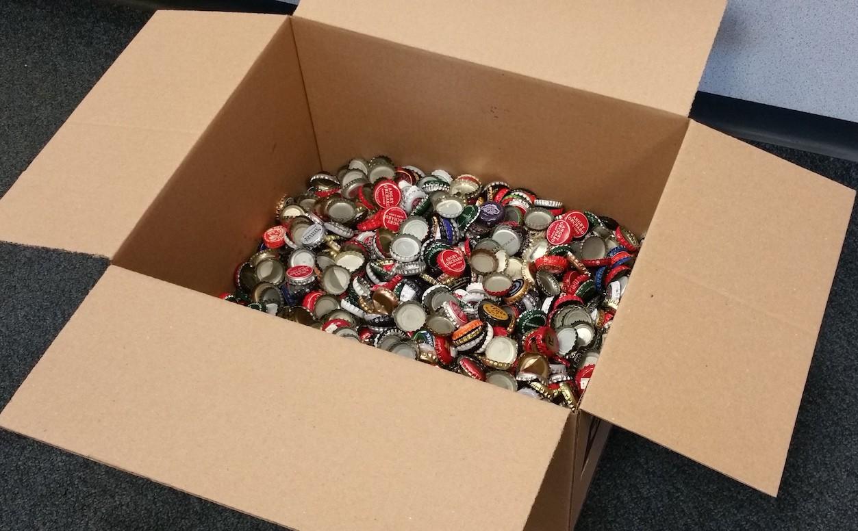 Dedicated Fallout fan tries to preorder Fallout 4 with over 2,000 bottle caps