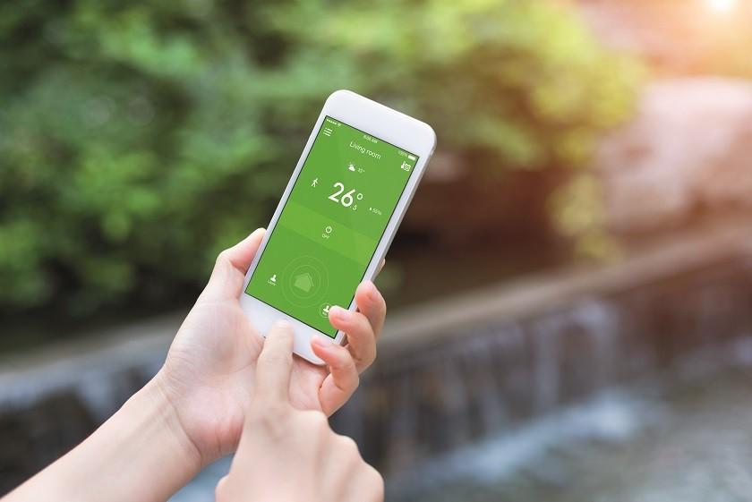 tado_Smart AC Control_Product_hand app_EN