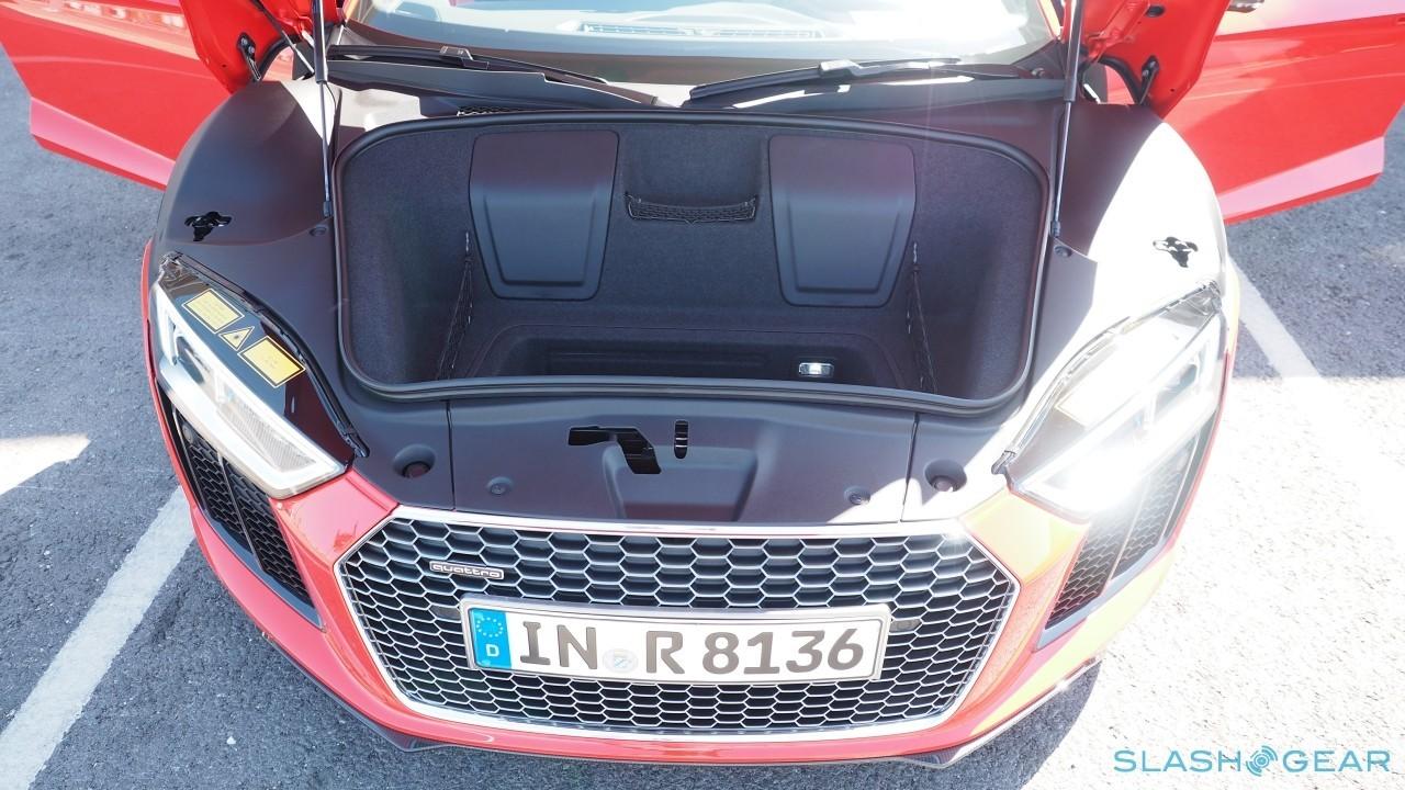 2017 Audi R8 plus cargo