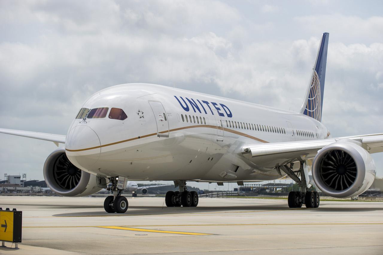 A network glitch grounded every United flight today SlashGear
