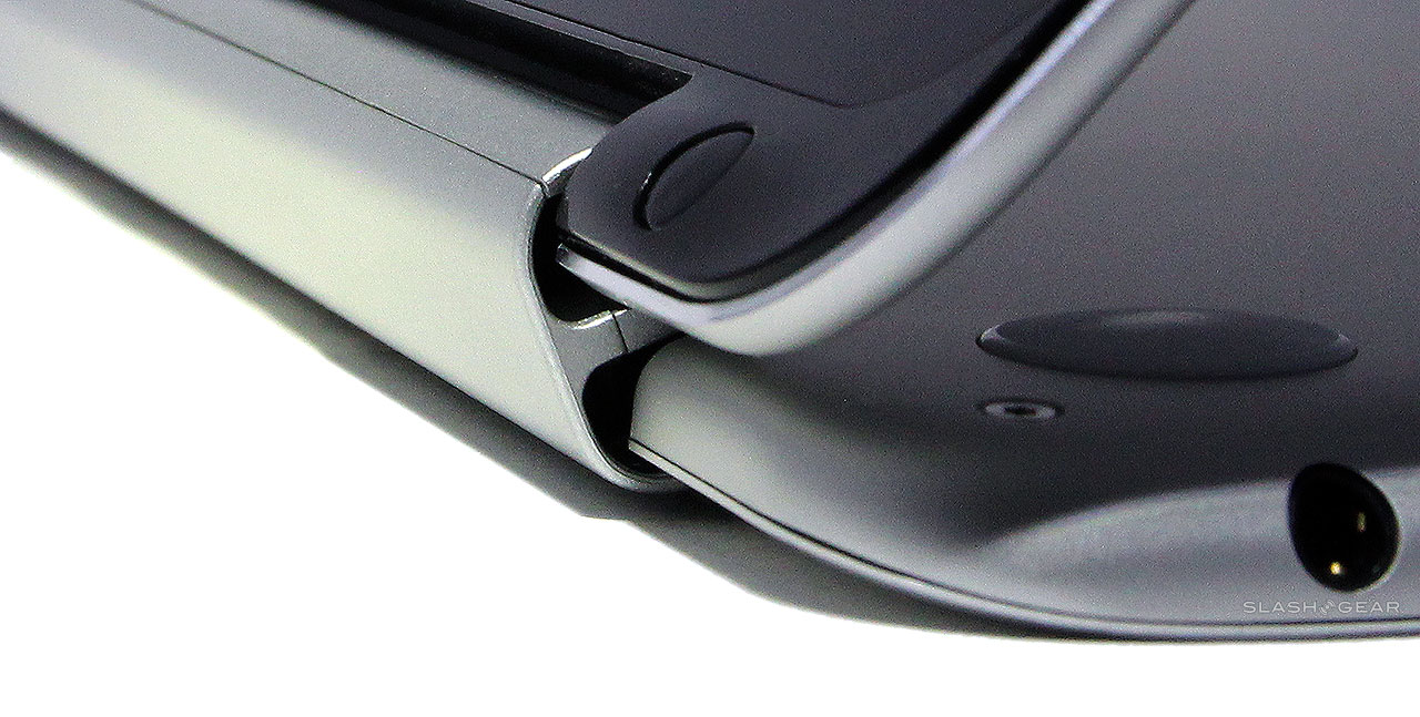 asus_chromebook_flip_hinge