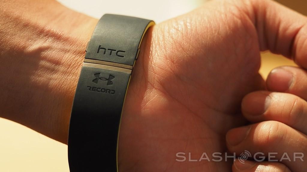 htc-grip-live-3