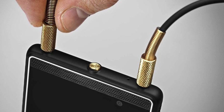Marshall debuts London, an Android phone build for rock & roll