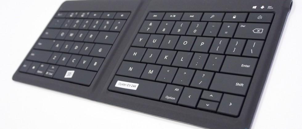 Microsoft’s folding Bluetooth keyboard plays nice with all