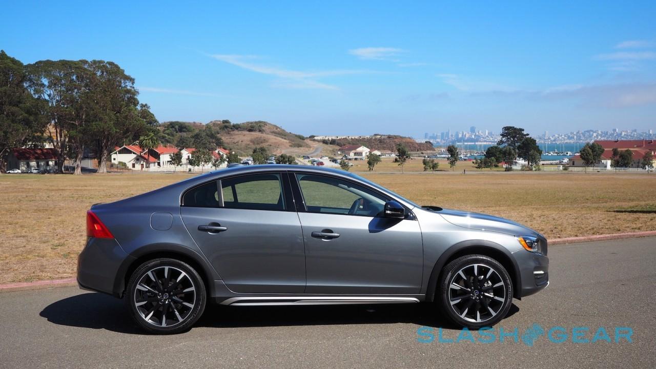2016 Volvo S60 Cross Country First Drive Swedish Oddball Slashgear 2016 Volvo S60 Cross Country