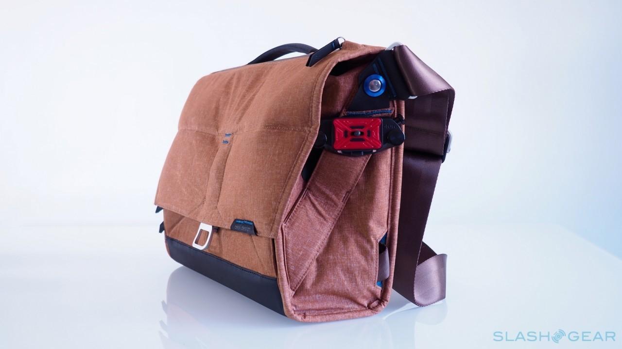The Everyday Messenger by Peak Design