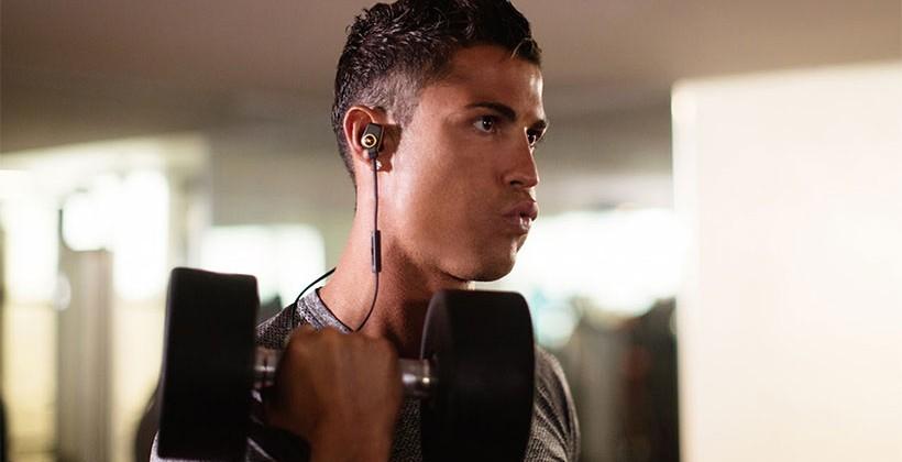 cristiano ronaldo headset
