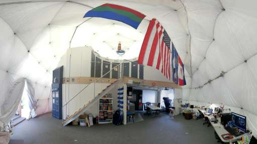 NASA's Mars simulation begins year of isolation in Hawaii dome