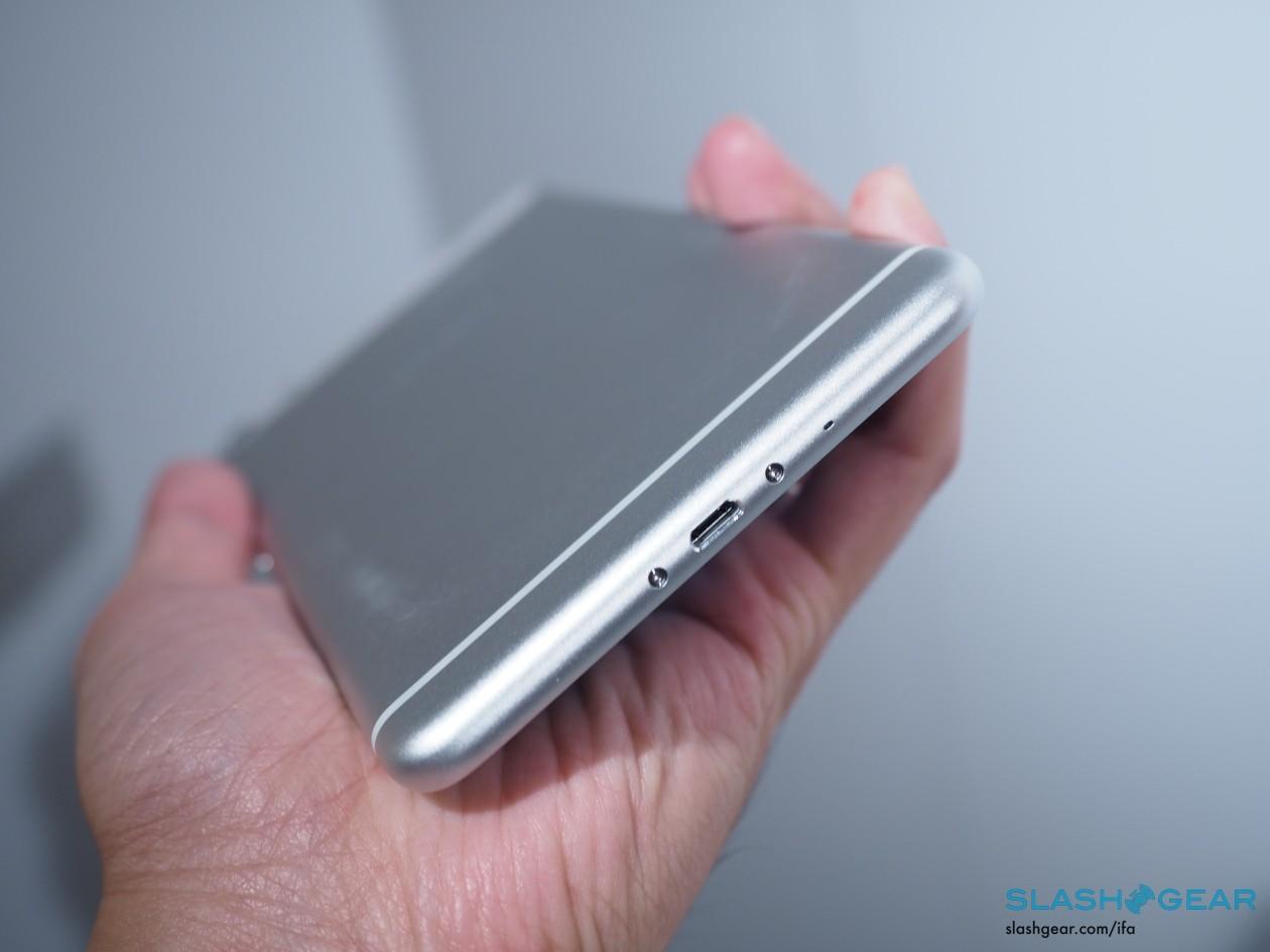 Lenovo-IFA-2015-product-hands-on-press-event-82