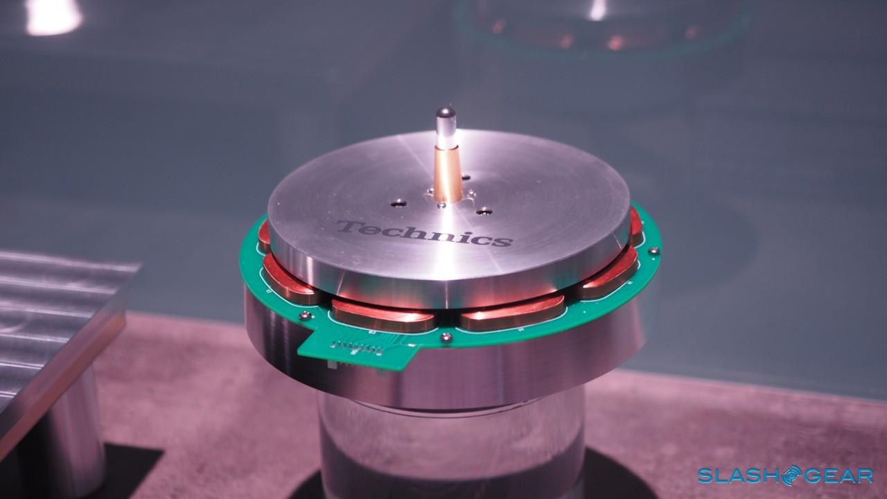 Technics-Turntable-at-IFA-2015-1-1280x720