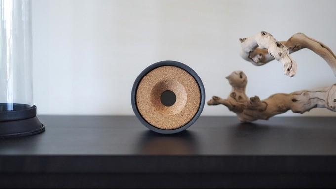 Obi ‘smart toy’ projects a laser to drive your pets crazy