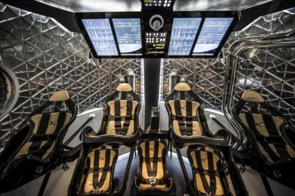 spacex-dragon-v2-2-600x399