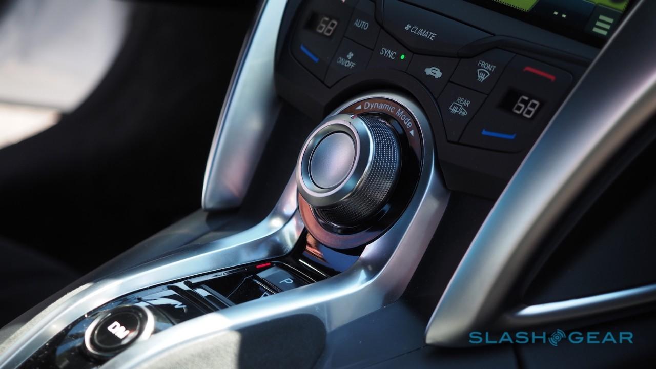 2017-acura-nsx-preview-sg-36