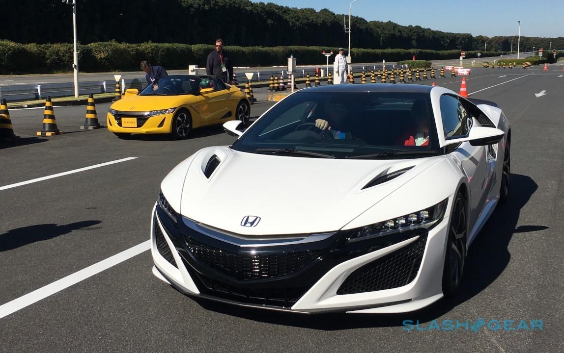 2017-acura-nsx-preview-sg-4