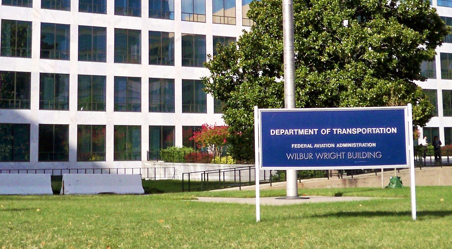 FAA to airlines ban lithium batteries in checked bags SlashGear