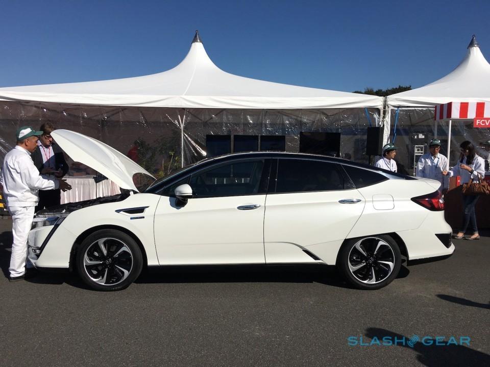 honda-clarity-fuel-cell-fcv-17