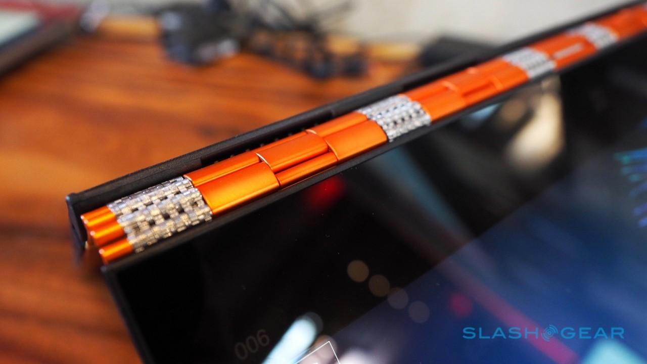 lenovo-yoga-900-hands-on-sg-14