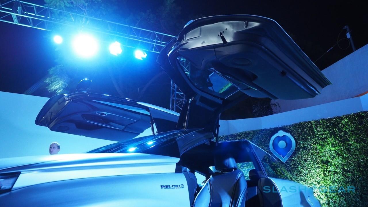 toyota-mirai-back-to-the-future-sg-8