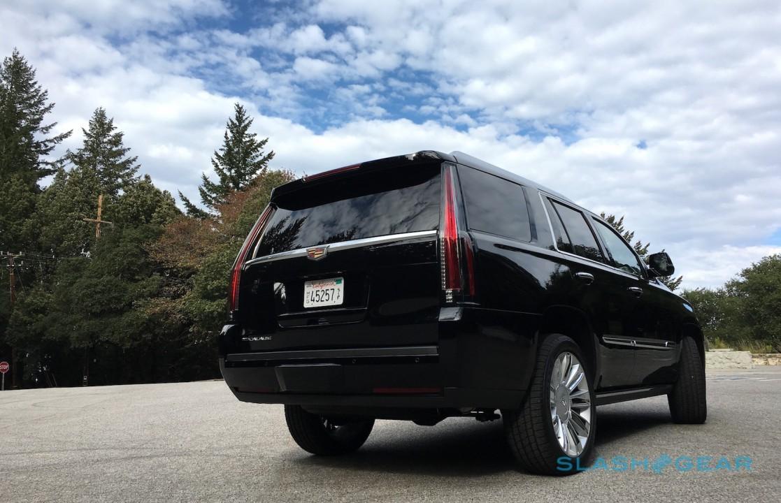 2016-cadillac-escalade-platinum-review-sg-6